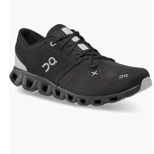 ON Cloud X 3 Training Shoe (Men) Black SIZE 8